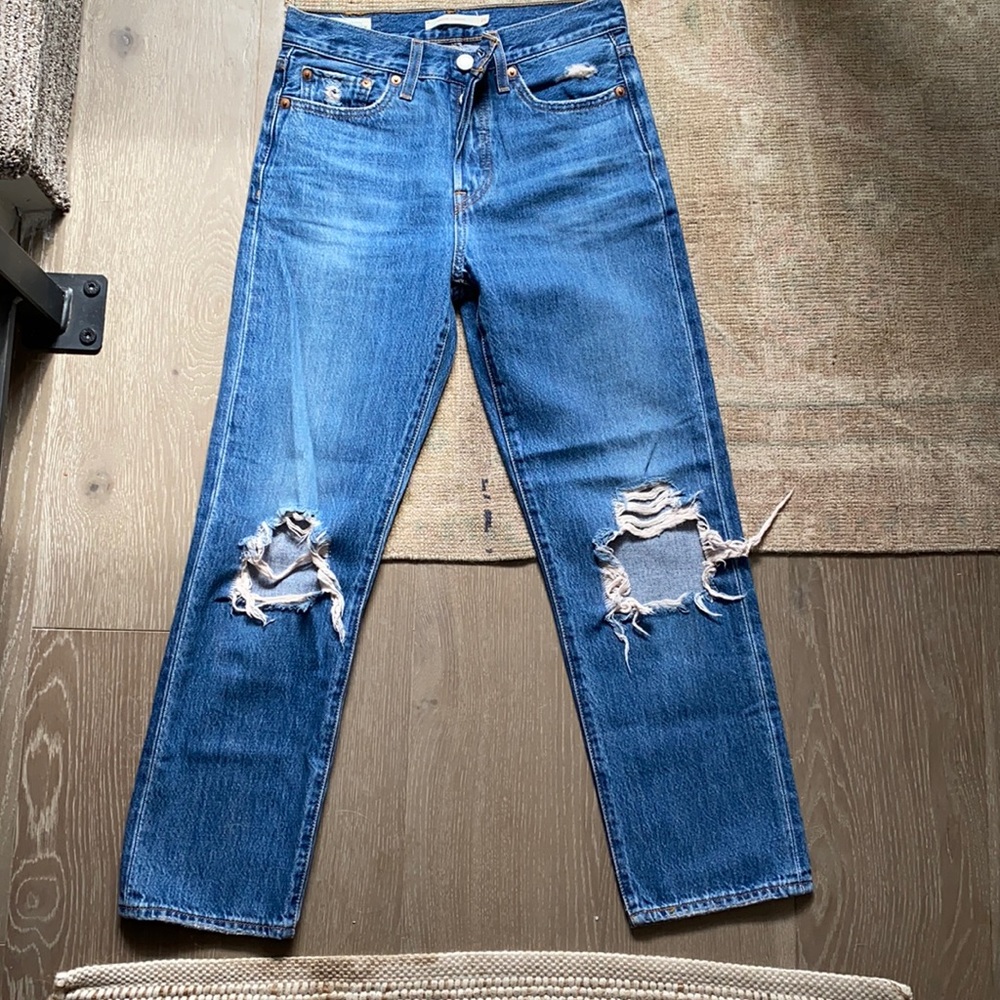 Levis wedgie straight